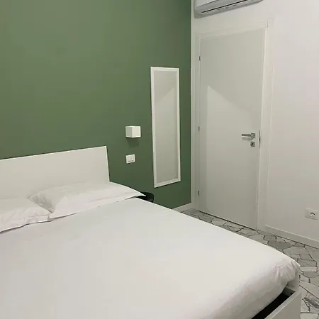 M4 Tolstoj - Duomo Tortona Navigli Area Apartment *